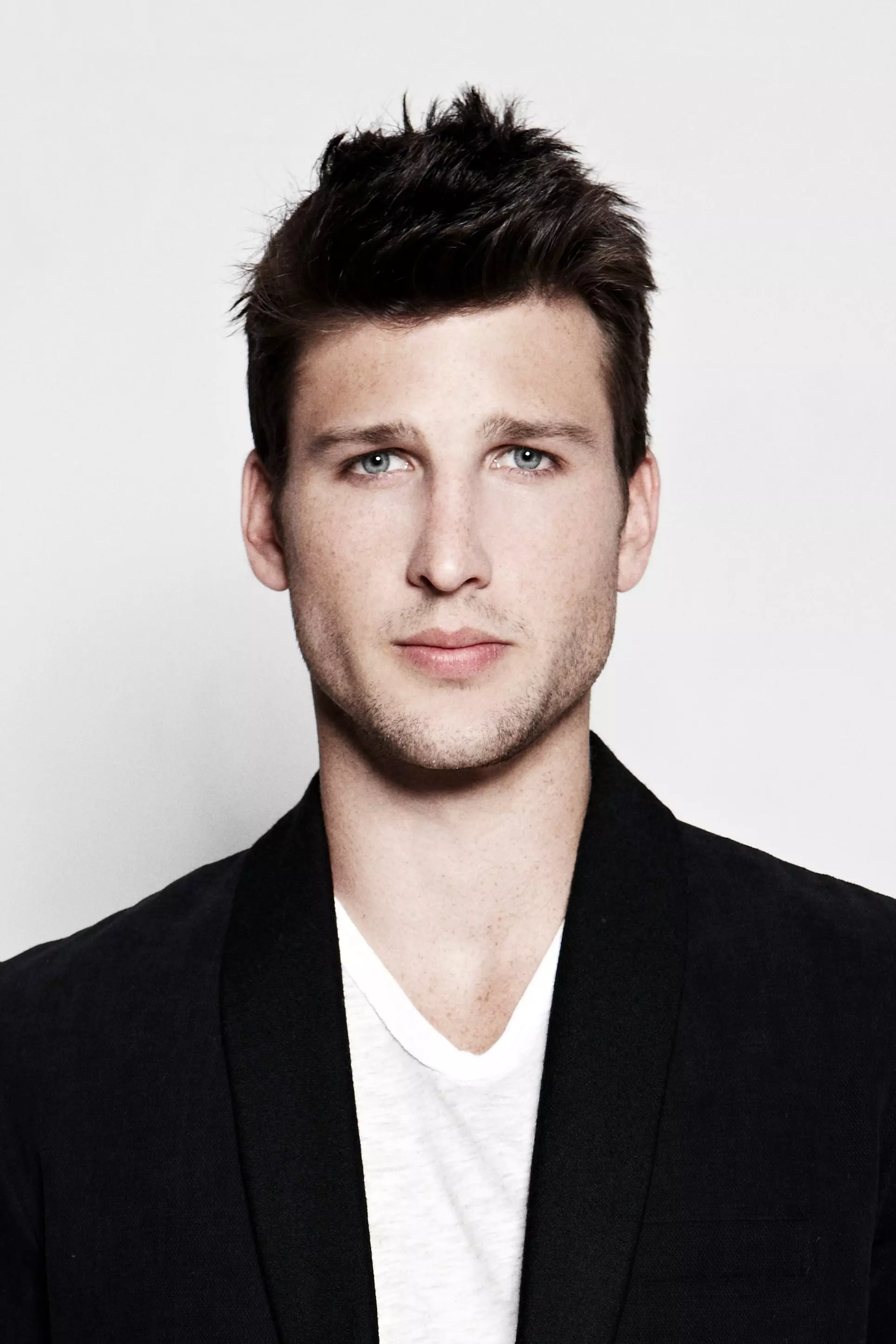 Parker Young Nude