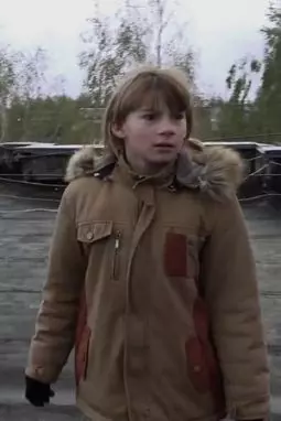 В центре циклона - постер